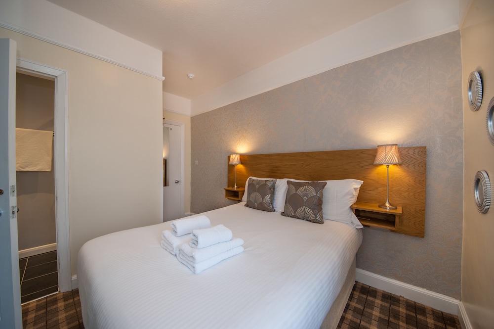The Coppice Guest House 8/50