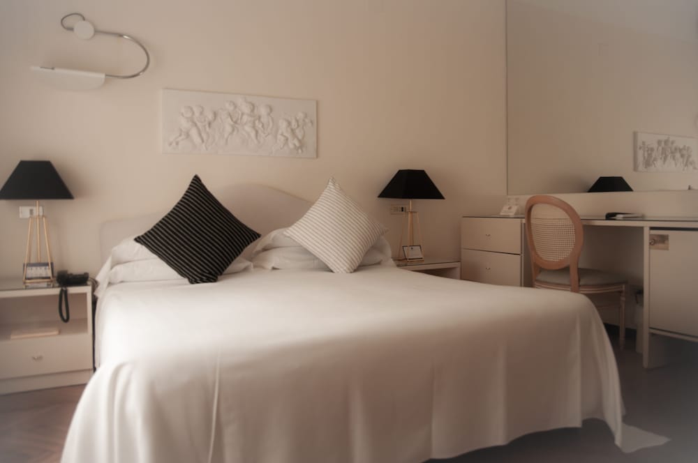 GRAND HOTEL PASSETTO 12/70
