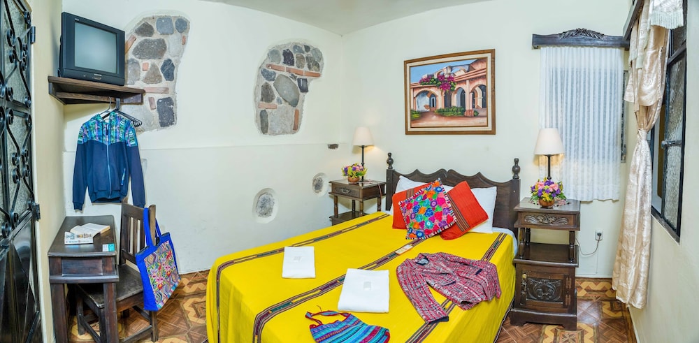Posada San Vicente 32/50