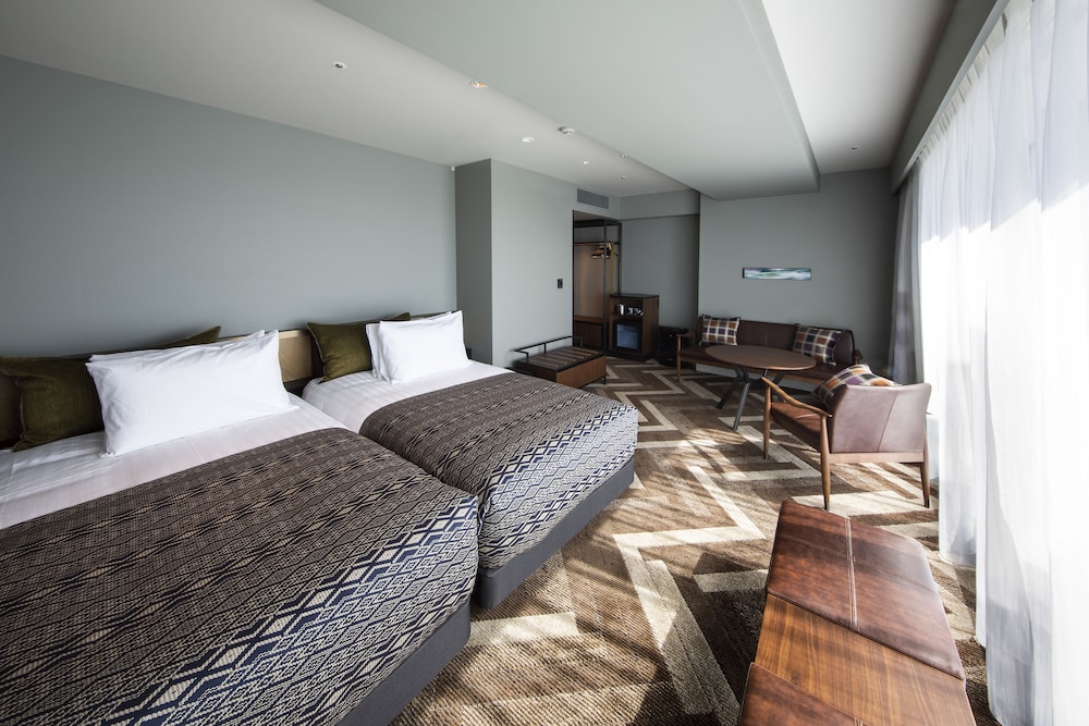SUPERIOR, TWIN BEDS