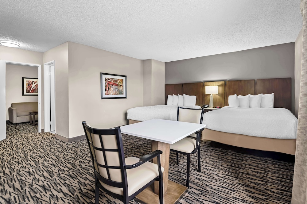جناح بسريرين كوين، Best Western Los Alamitos Inn & Suites 3/4