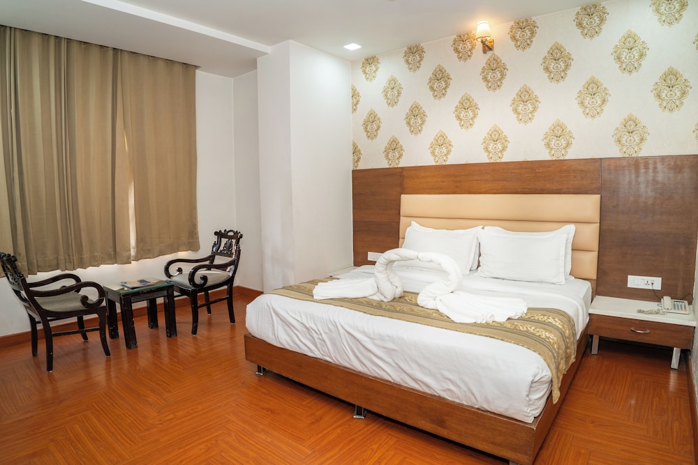 HOTEL GRAND HRIDEY 16/50