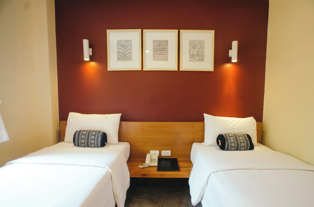 SUPERIOR, TWIN BEDS