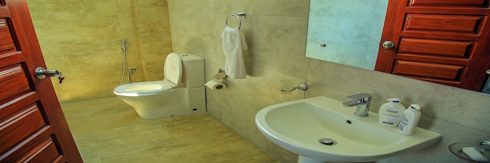 Christima Residence 47/50