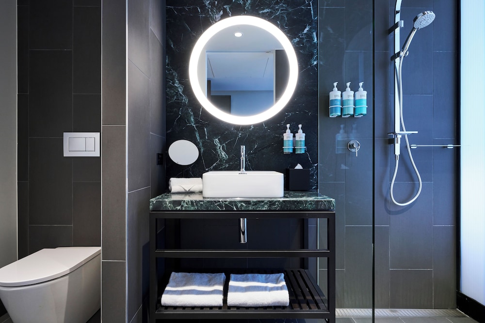 Novotel Melbourne Airport 53/54
