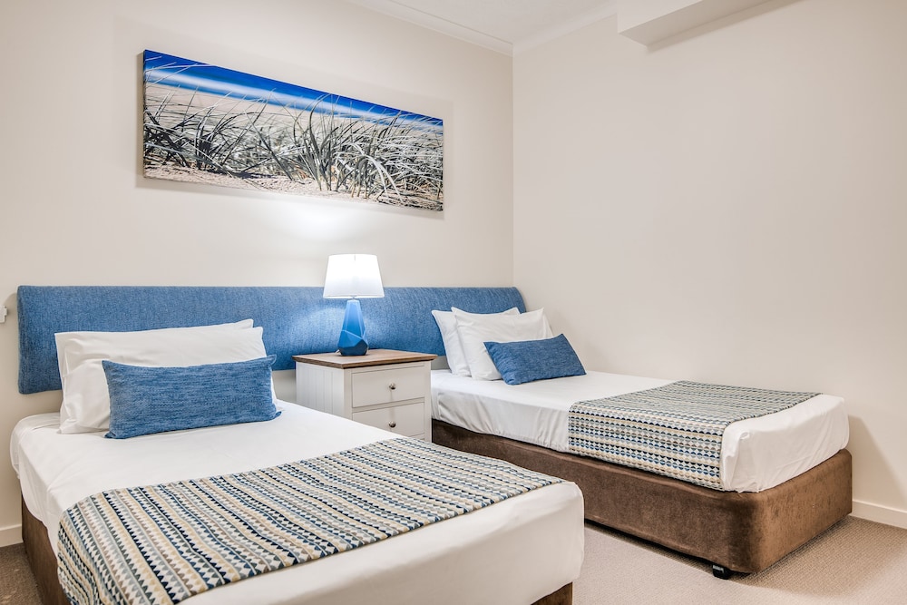 Q Resort Coolum At the Beach Resort 27/79