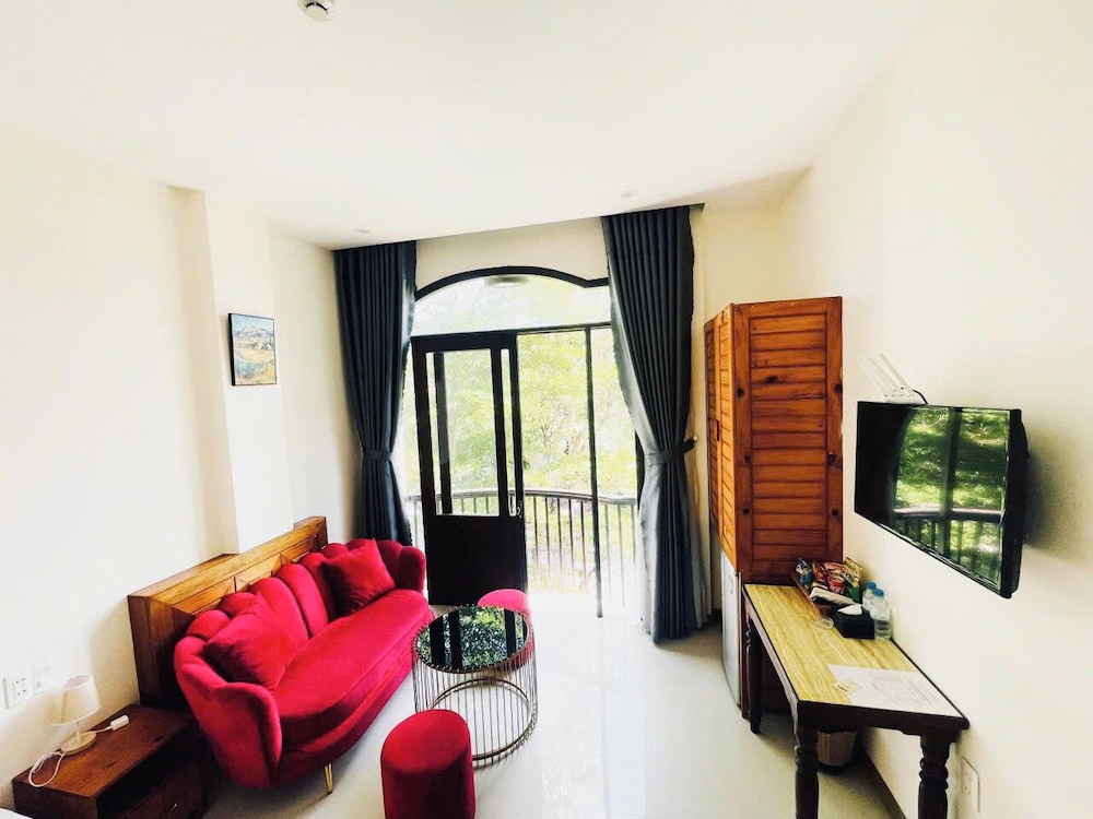 Sunshine Beach Hotel 36/50
