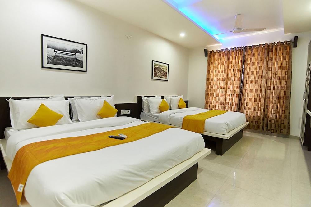 Hotel Sai Bansi 22/36
