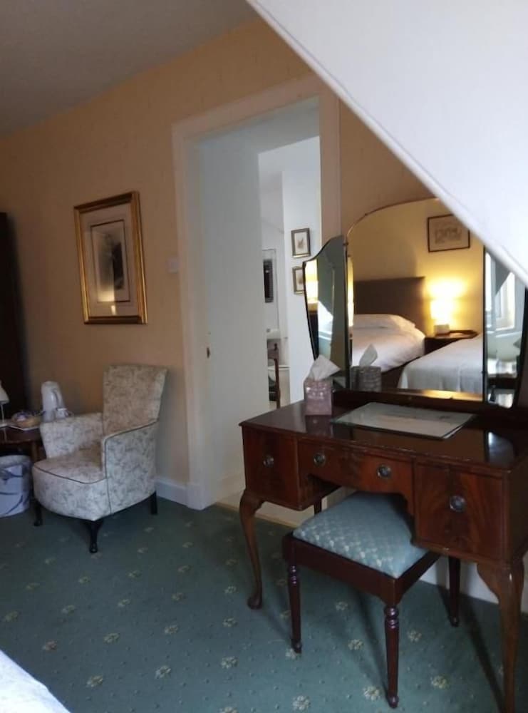 Whitchester Christian Guest House 23/50