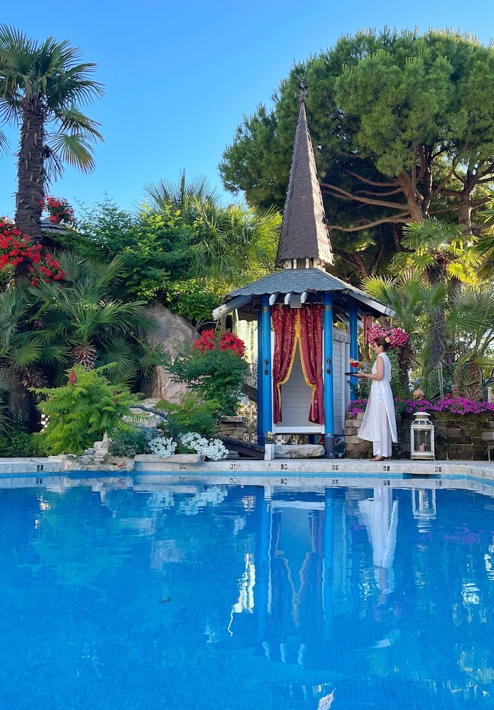 Milton Boutique Hotel - Adults Only 2/50