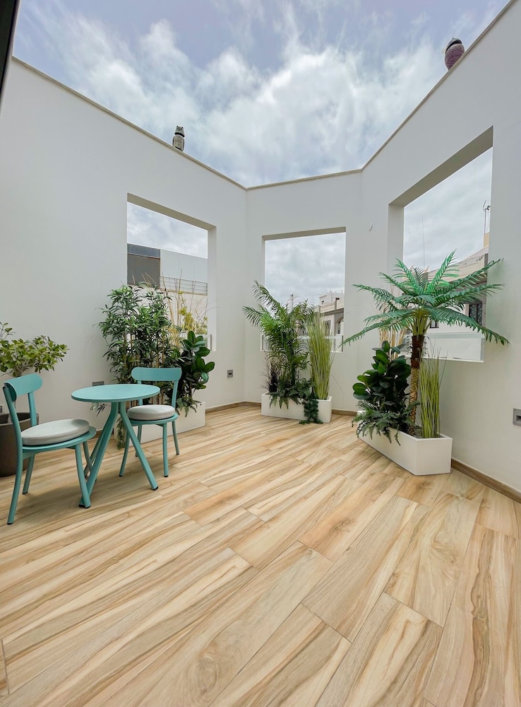 Gran Marina Suites 49/67