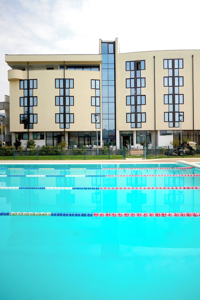 Kona Hotel Verona 45/50