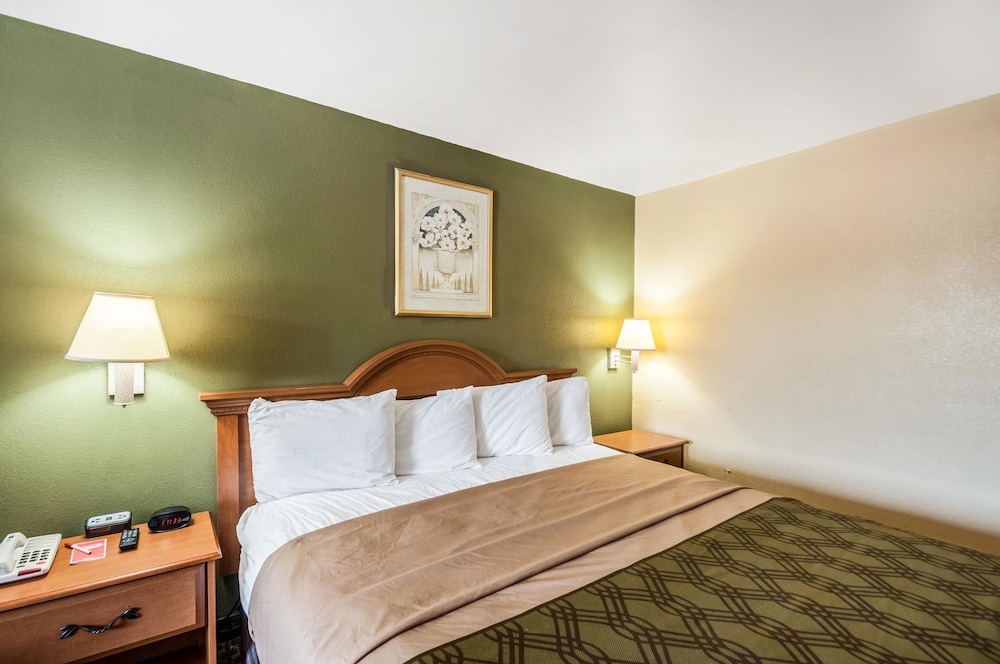 Econo Lodge Easton 26/61