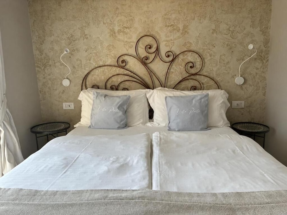 جناح عائلي ديلوكس بفراش فوتون وسريرين منفصلين وسرير مزدوج وسرير فردي بشرفة، Relais Villa Porta 3/4