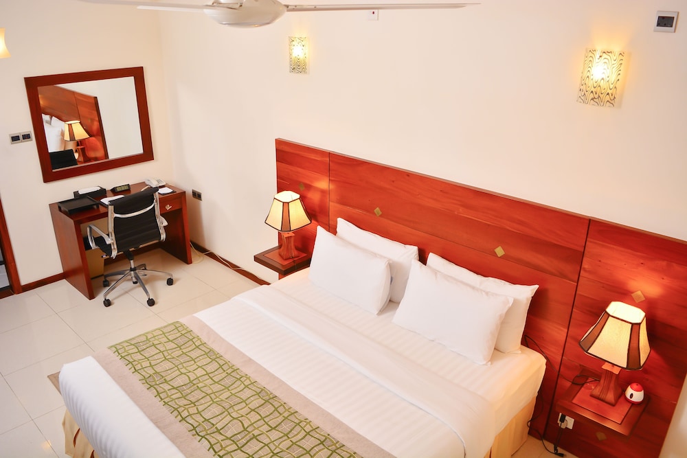 1 BEDROOM, DELUXE, SUITE