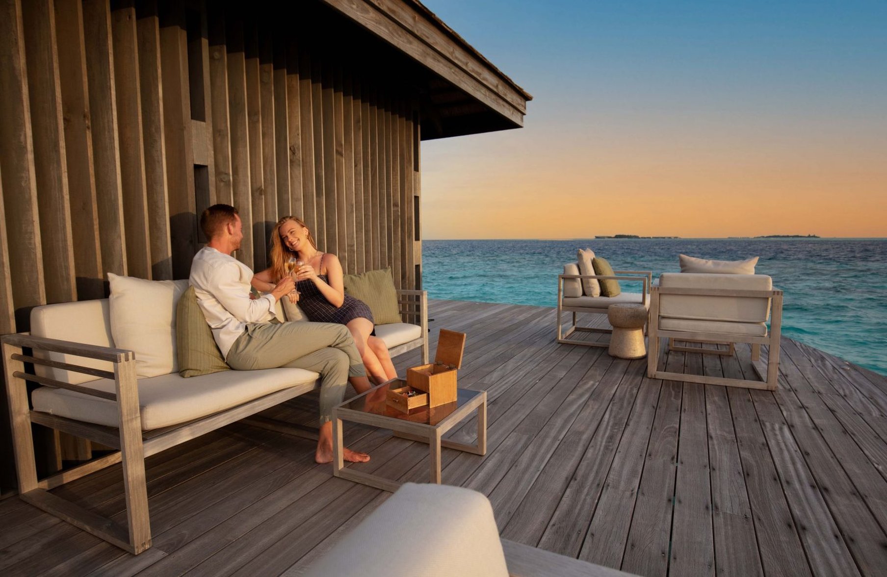 HURAWALHI ISLAND RESORT MALDIVES 58/99