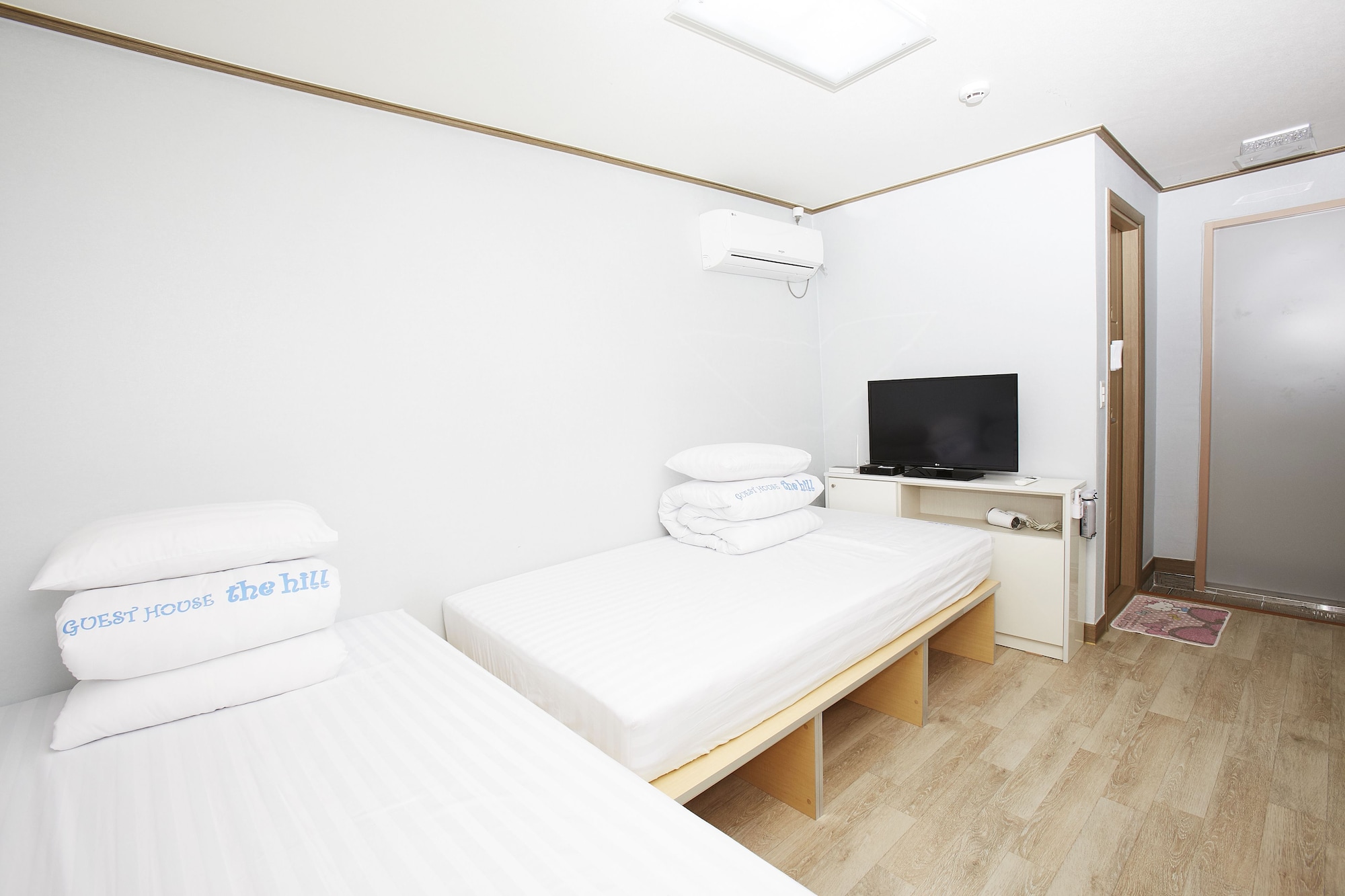 STANDARD, TWIN BEDS