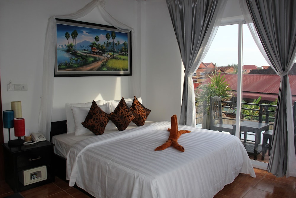 Golden Orchid Angkor 15/61