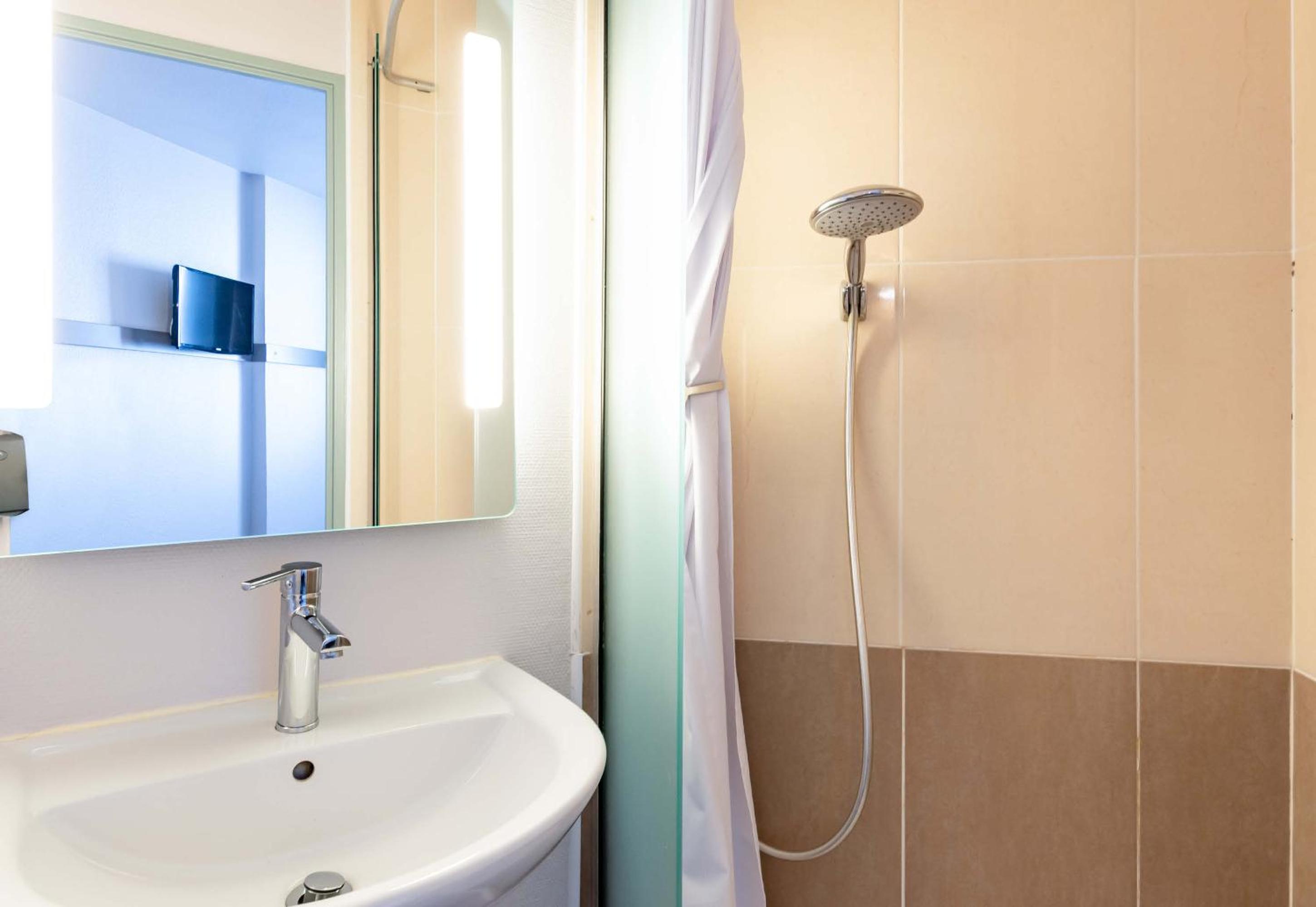 غرفة بسرير كوين، B&B Hotel Valence Sud 6/7