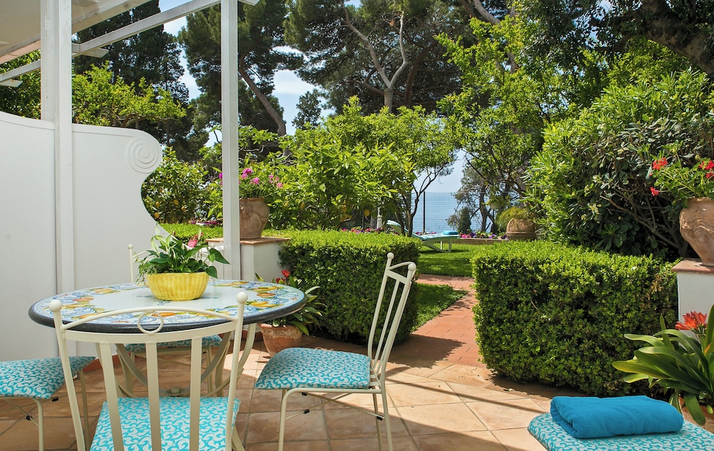 Hotel Villa Brunella 57/74