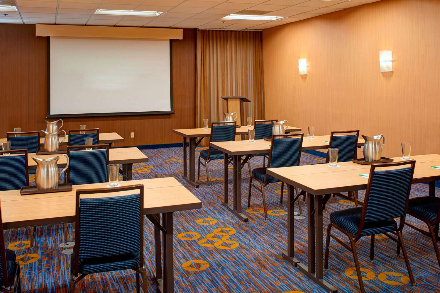 Sonesta Select Detroit Auburn Hills (Ex Courtyard By Marriott Detroit Auburn Hills) 17/34