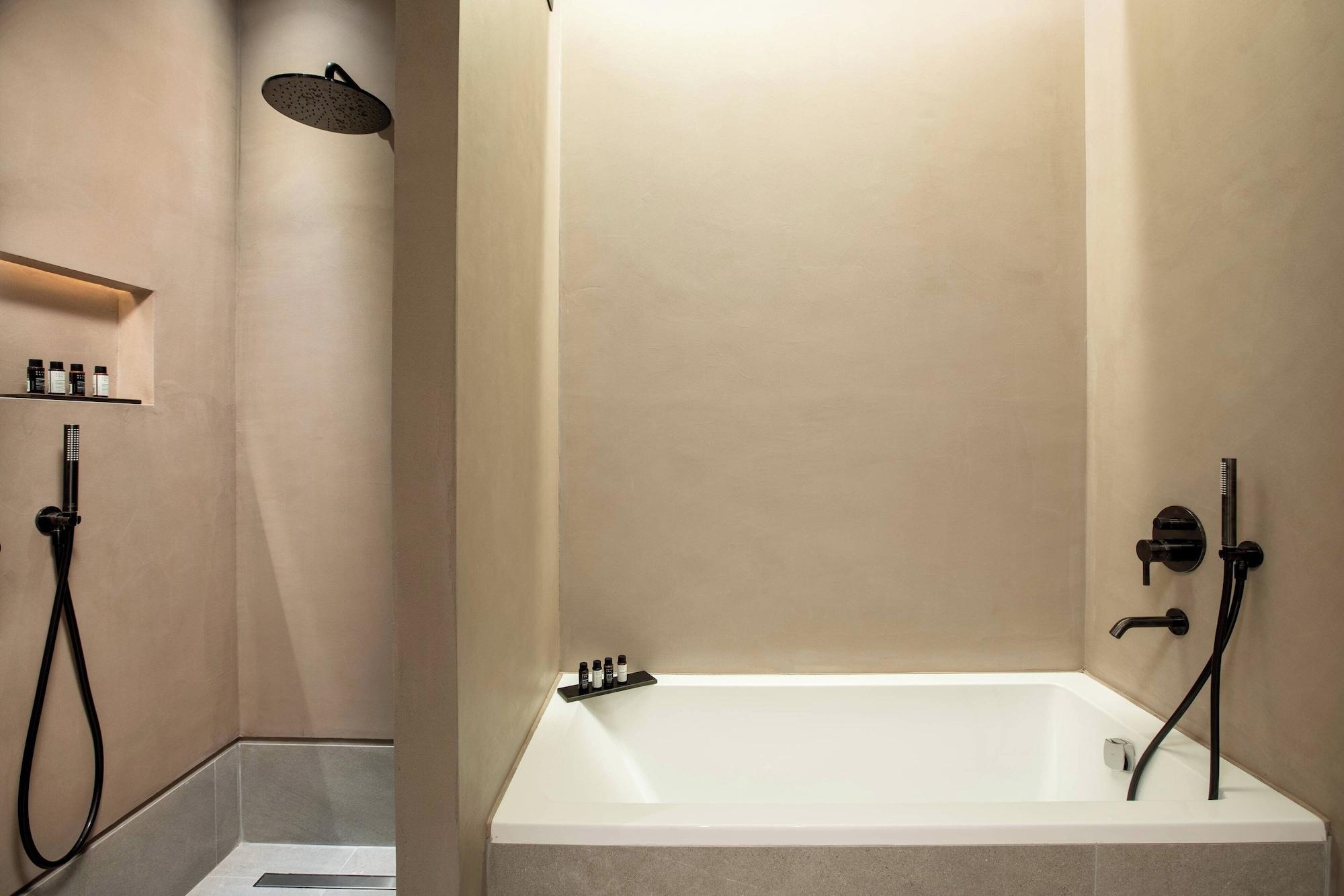 1 Bedroom, Residence, Inland View, Private Pool، Domes of Elounda, Autograph Collection 3/4