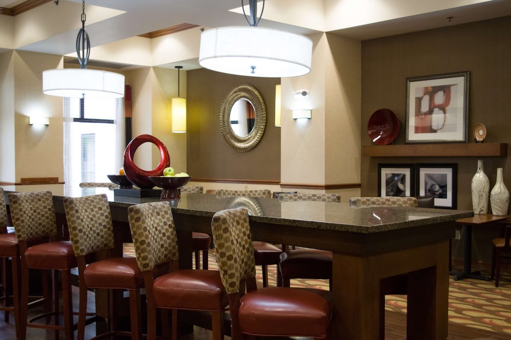 Hampton Inn & Suites St. Louis/Chesterfield 63/81