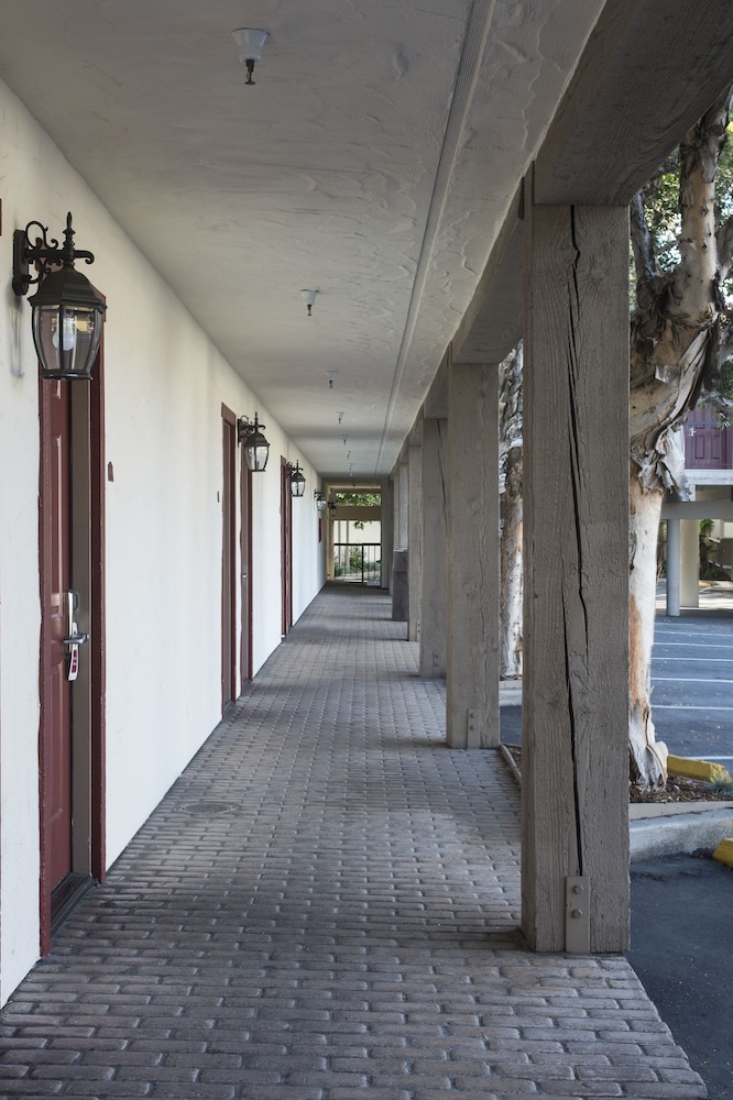 Mission Inn 58/63