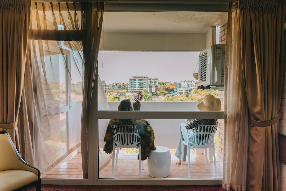 INDIAN OCEAN HOTEL 41/55