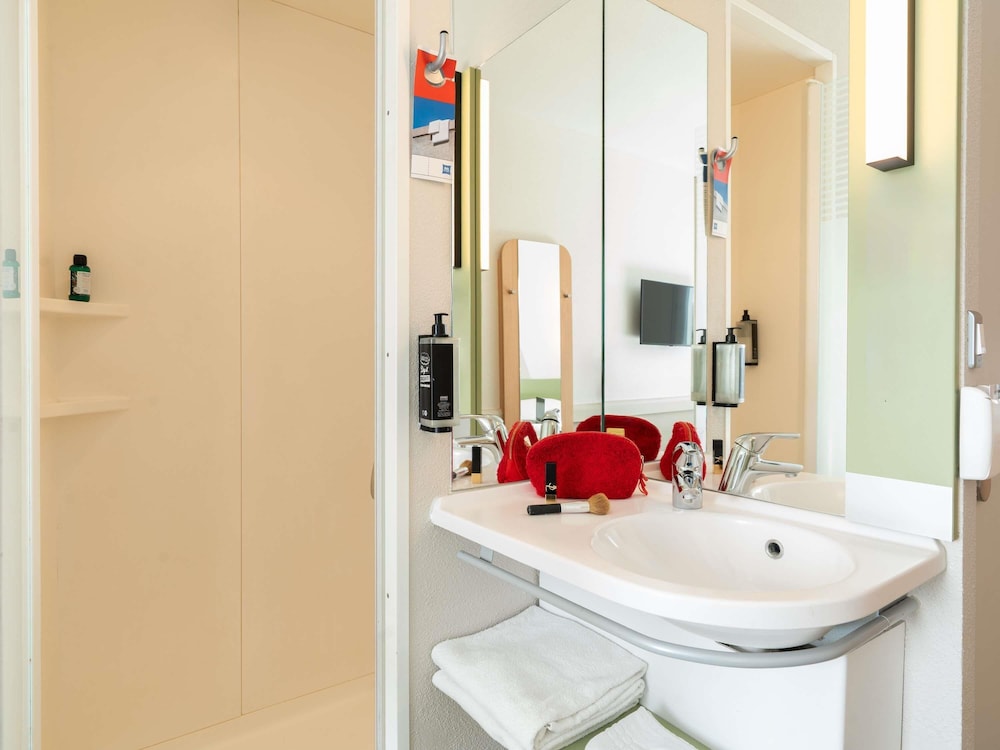 Ibis Budget Tours Nord 75/77