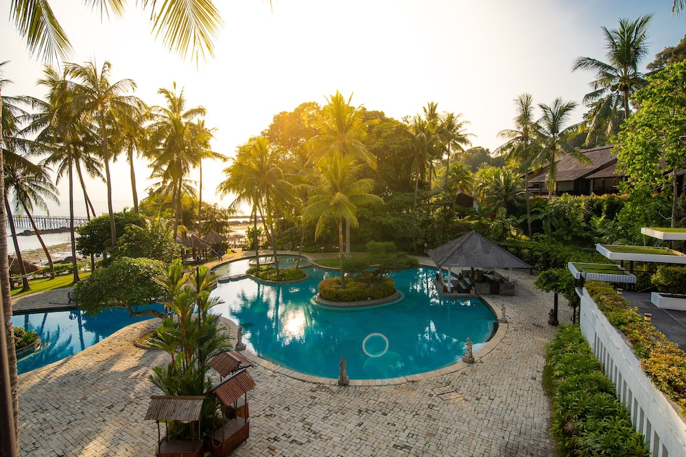 Turi Beach Resort 69/73