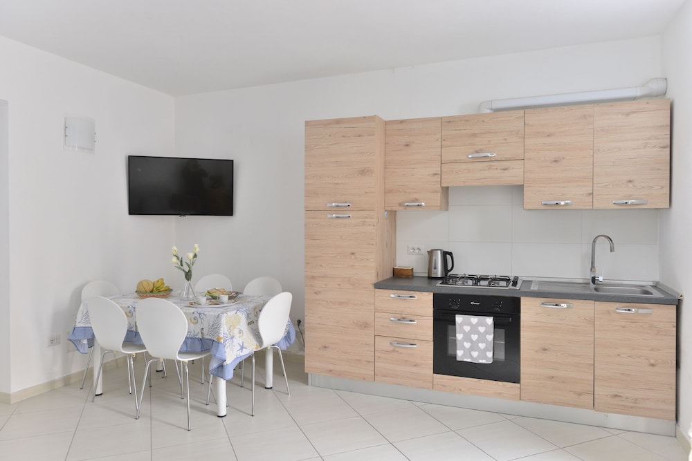 Izzhome Pula Mille Apartment 2/12