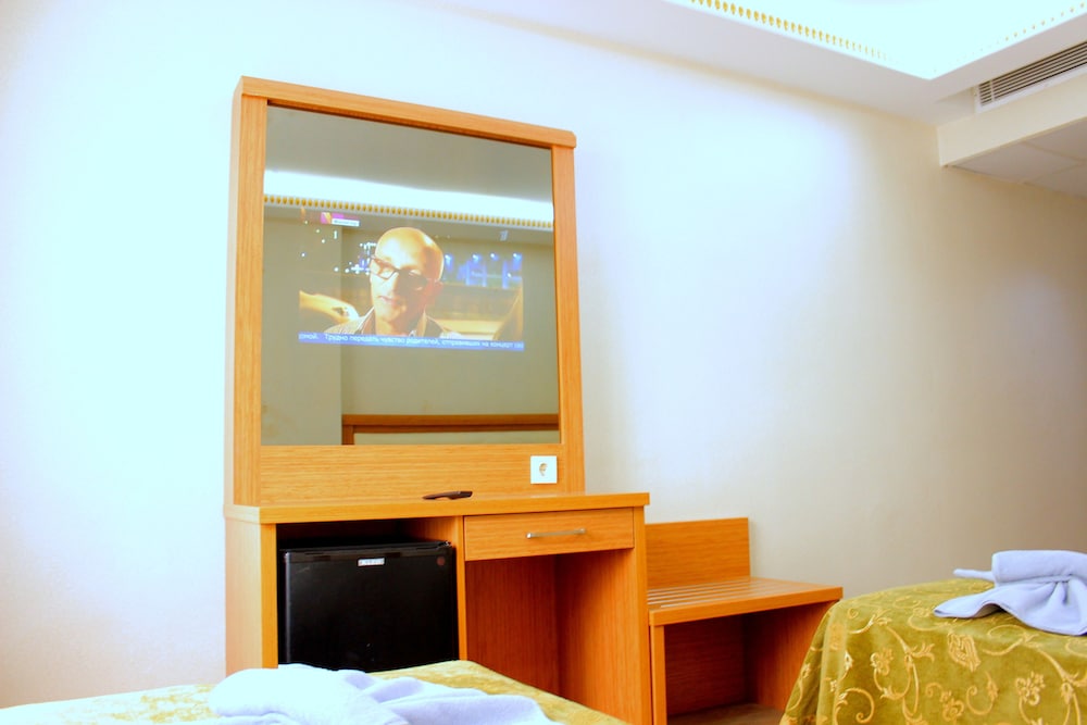 Hotel Buyuk Paris 39/50