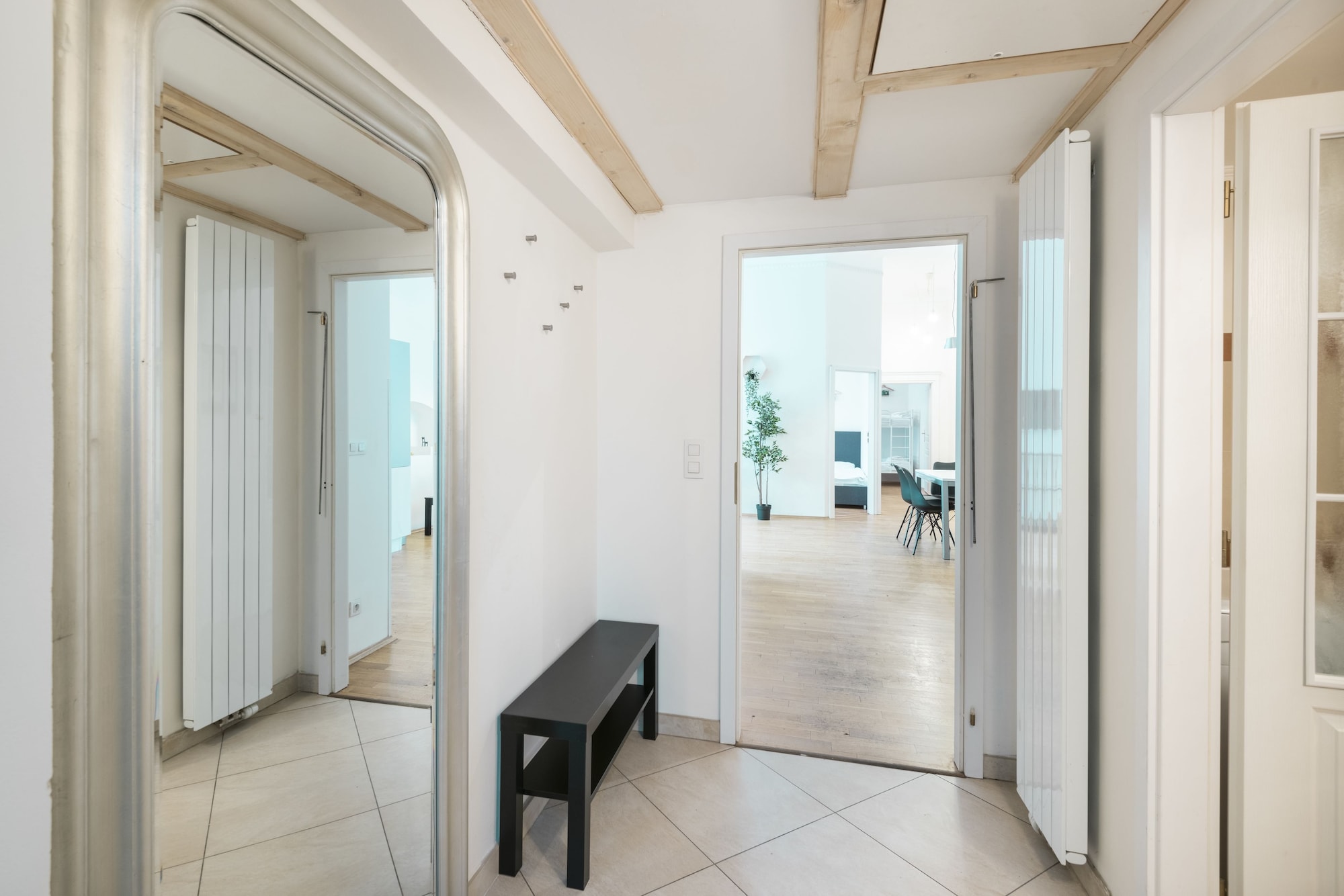 Mezzanine, 2 Bedrooms, Exclusive, Apartment, 5 Beds, Bunk Bed, Sofa، Hybernska Apartments 10/10