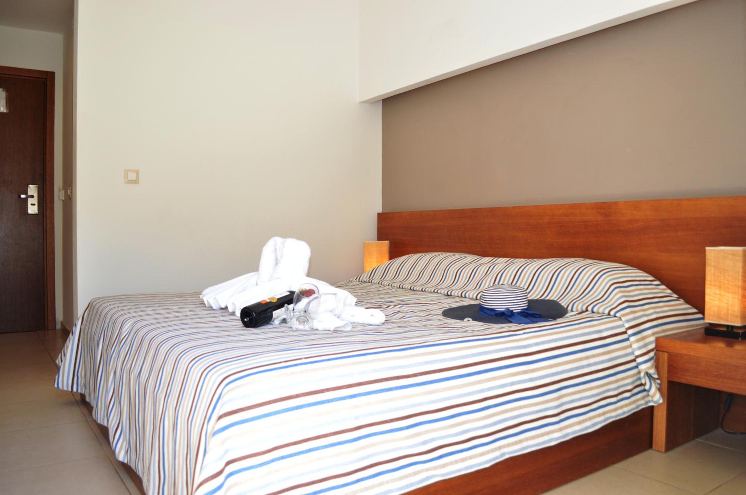 DOUBLE ROOM ECONOMY
