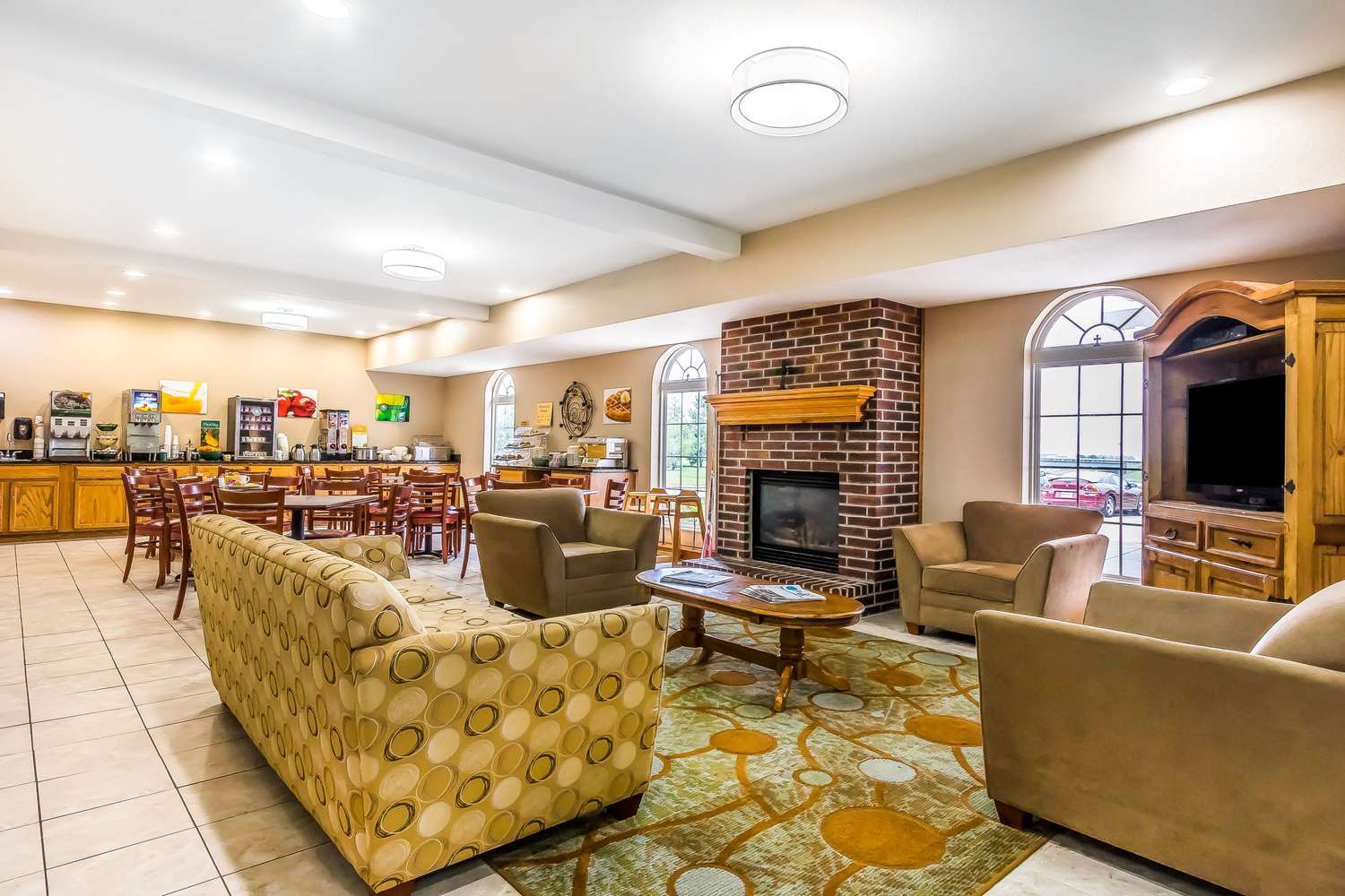 Quality Inn and Suites Chesterfield Village 10/16