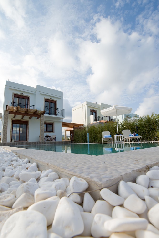 Petra Villas 19/24
