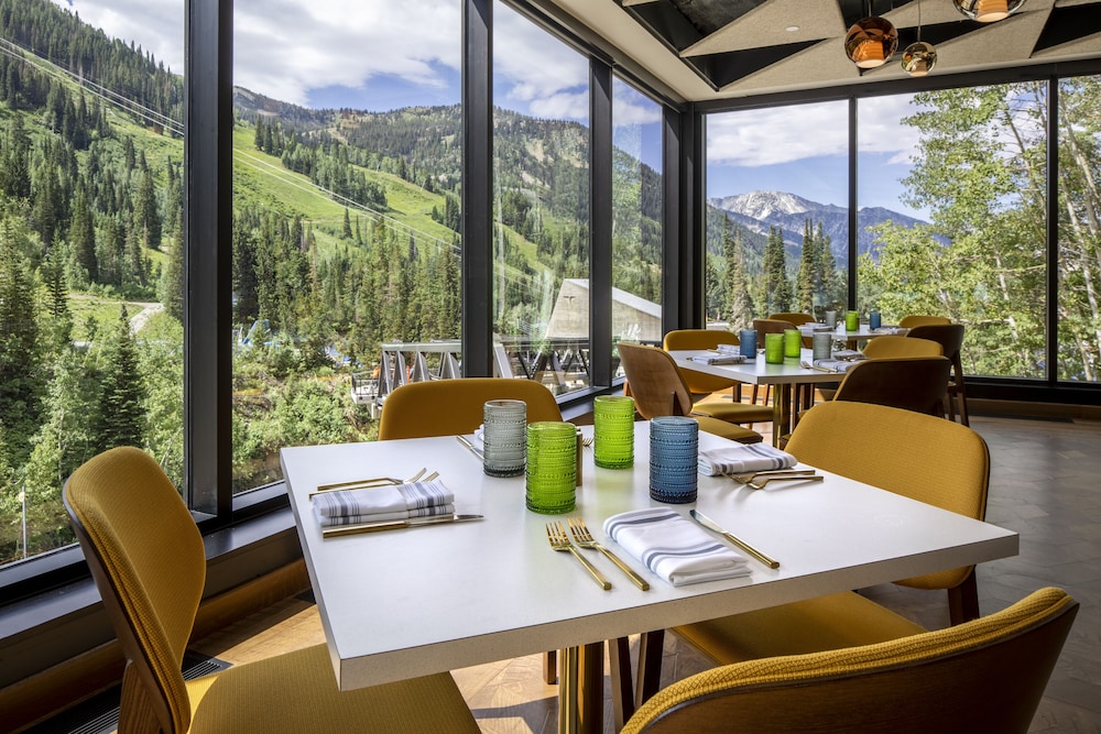 The Cliff Lodge and Spa 16/31