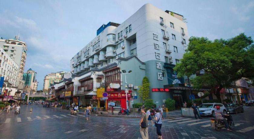 Sapphire Hotel Guilin 37/52