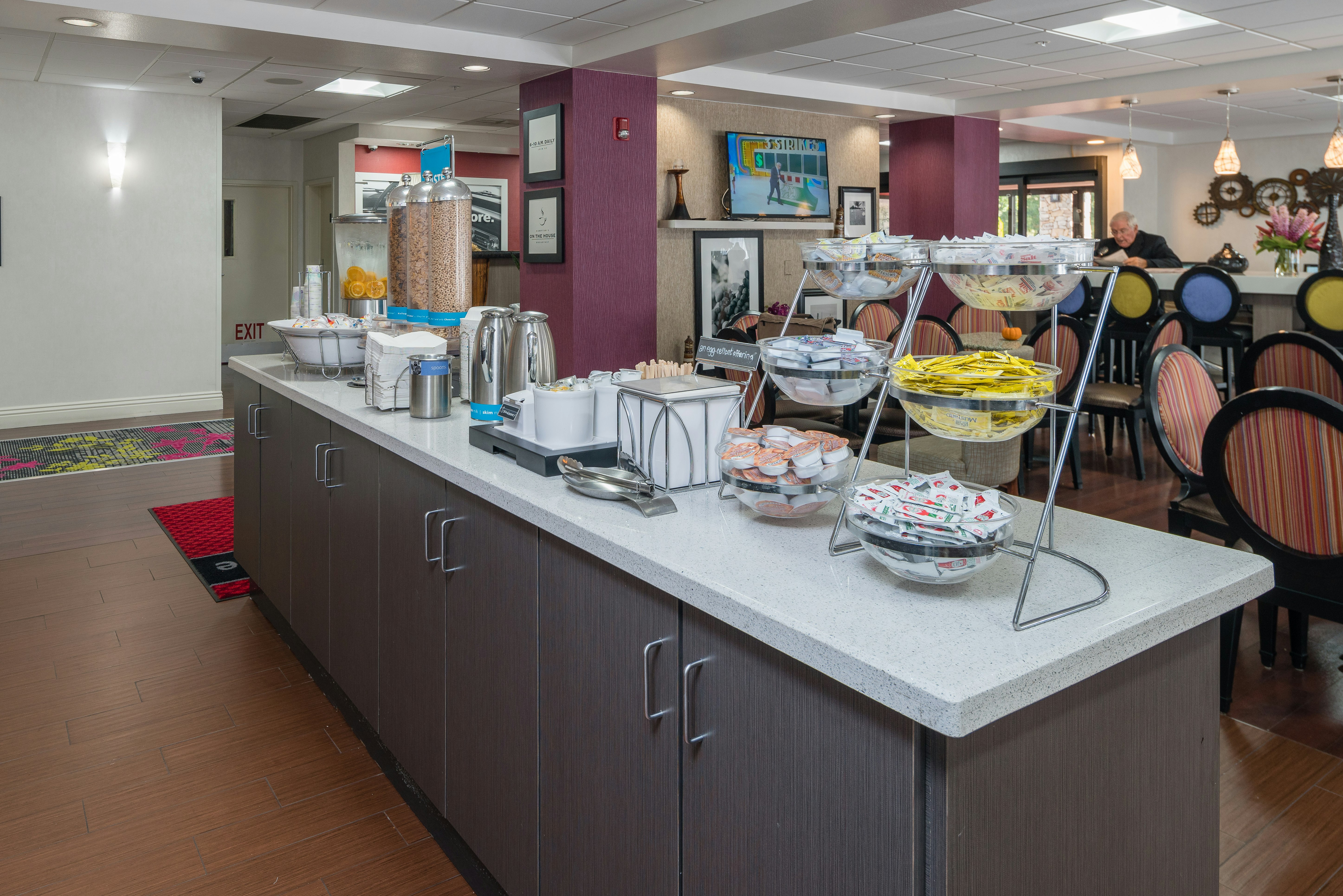 Hampton Inn Livermore 54/67
