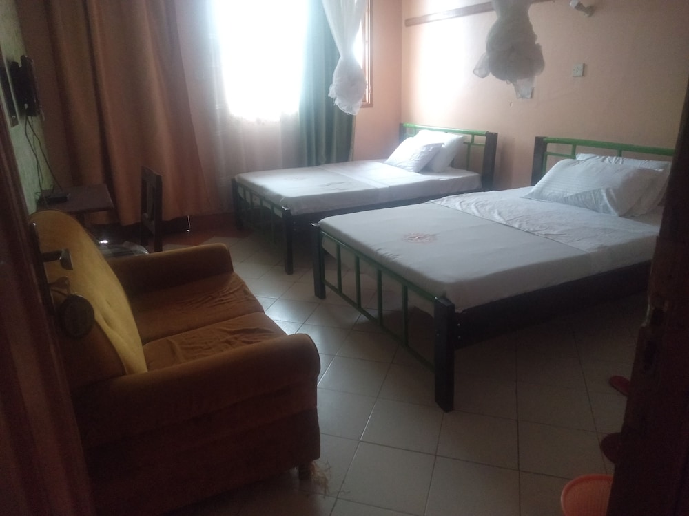 River Sands Hotel & Apartment 14/41
