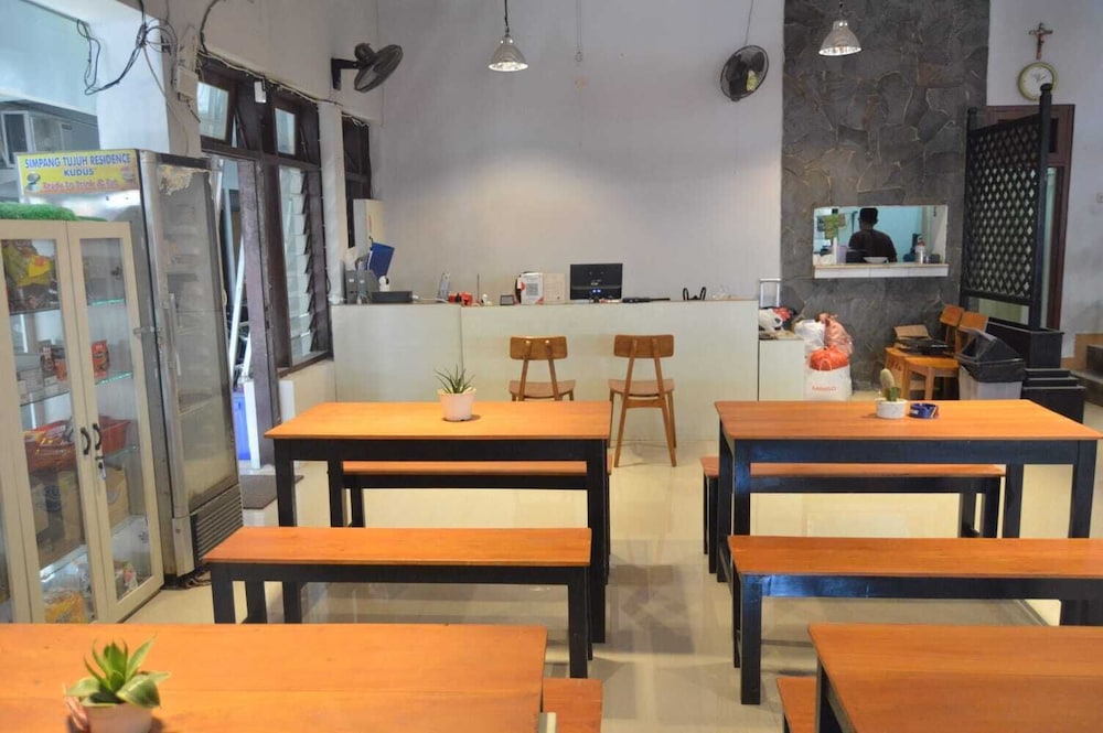 OYO 2240 Simpang Tujuh Residence 37/50