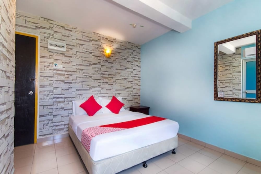 Lotus Hotel Seremban 10/16