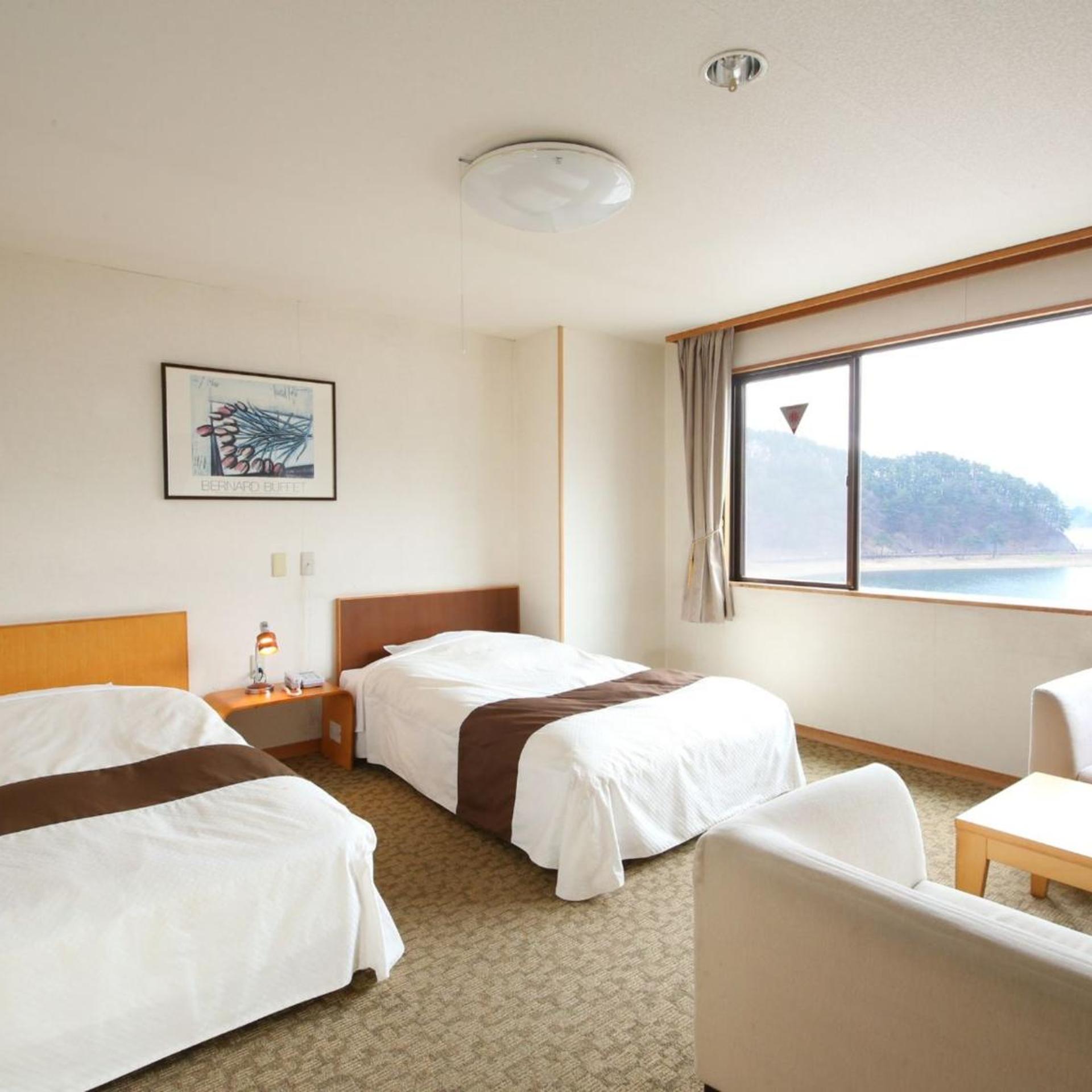 Room, Twin Beds, West Wing