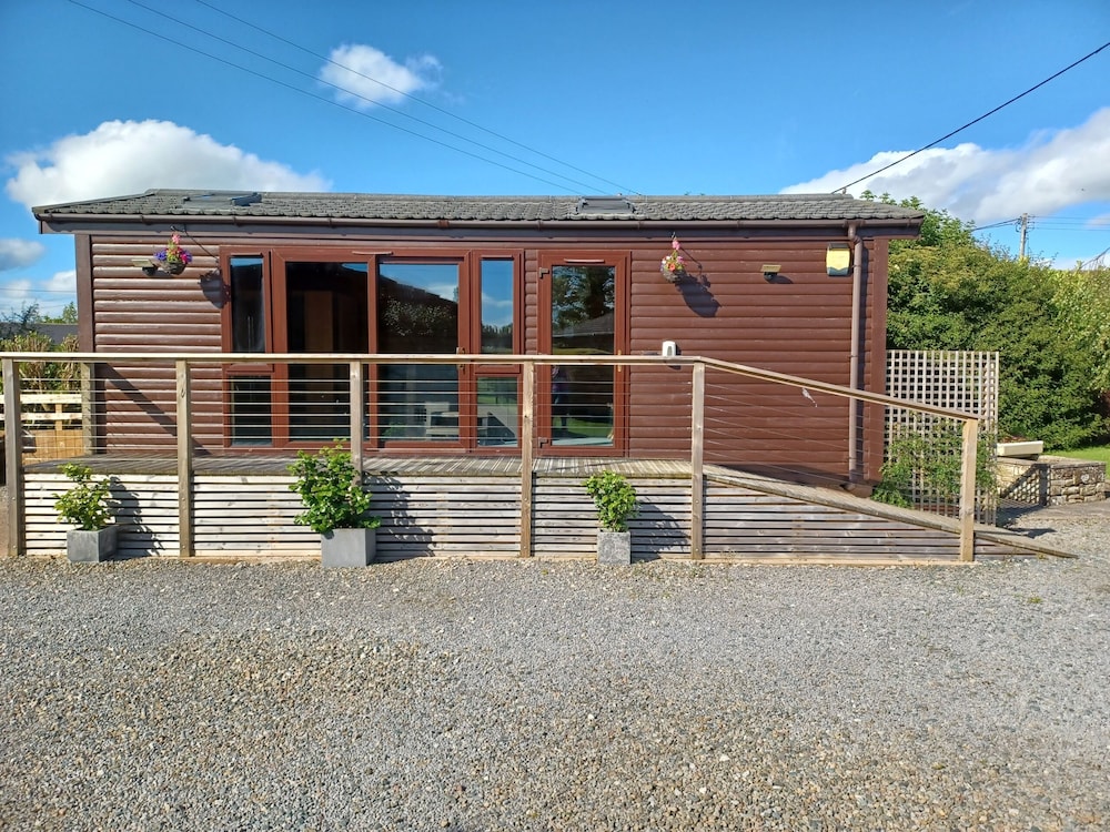 Green View Lodges 1/55