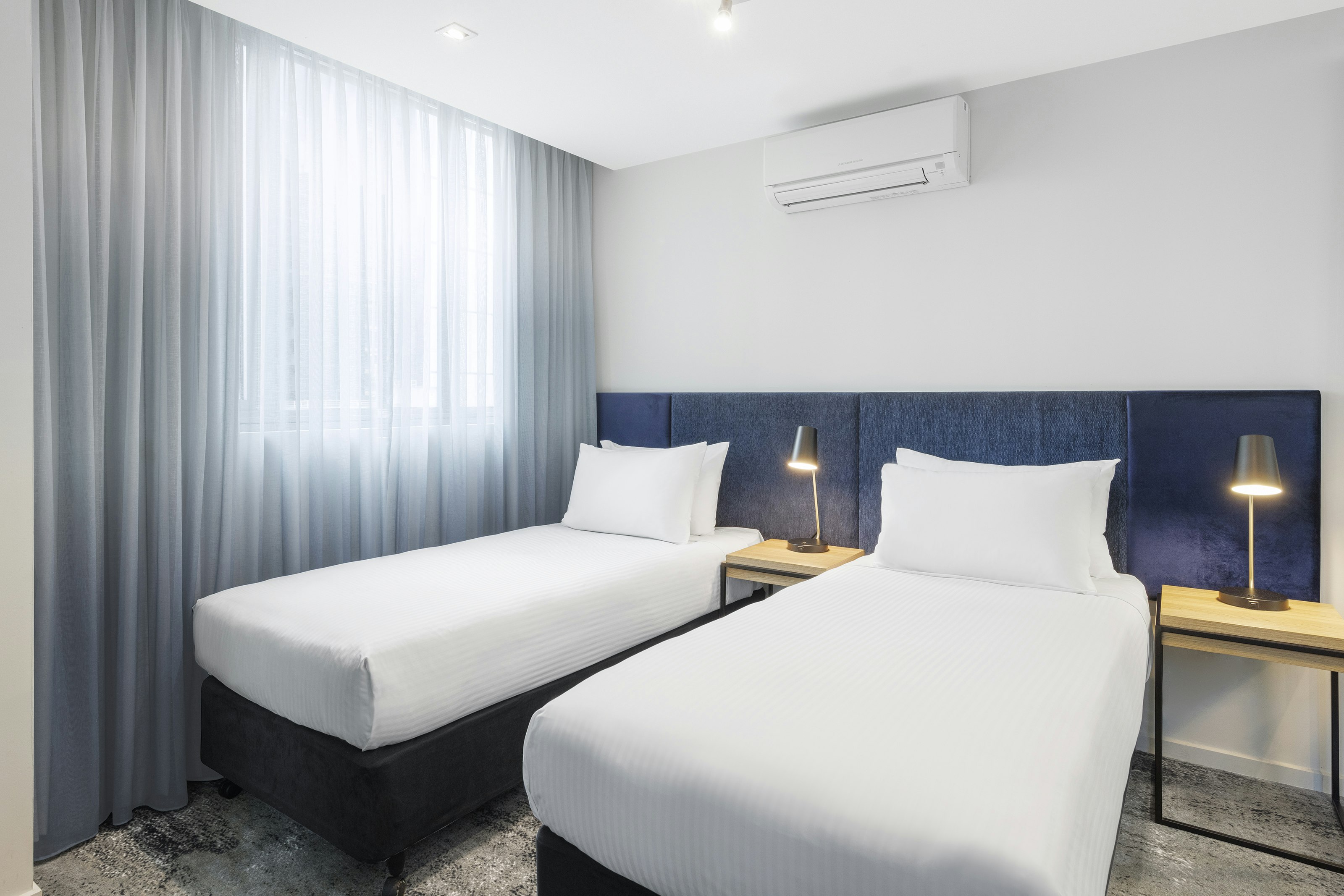 Brady Apartment Hotel Flinders Street 7/22