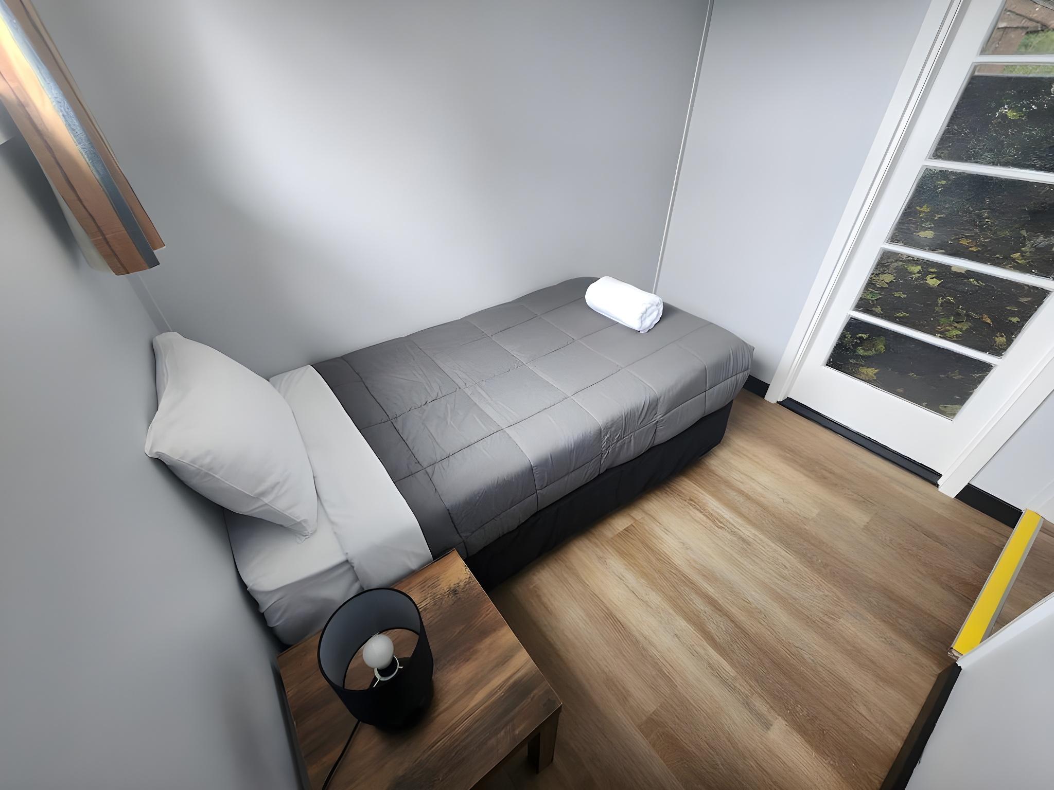 Budget, Single, Shared Bathroom