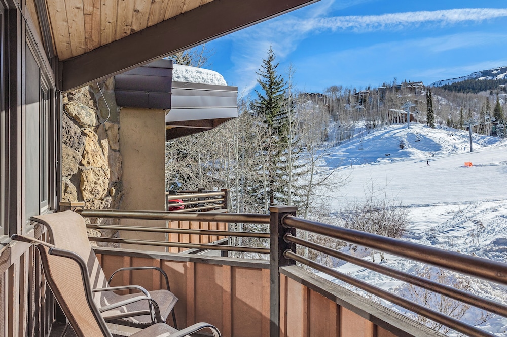 Laurelwood A Destination Residence 40/76