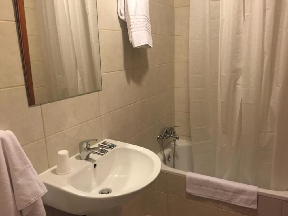 Antares Hotel 46/51