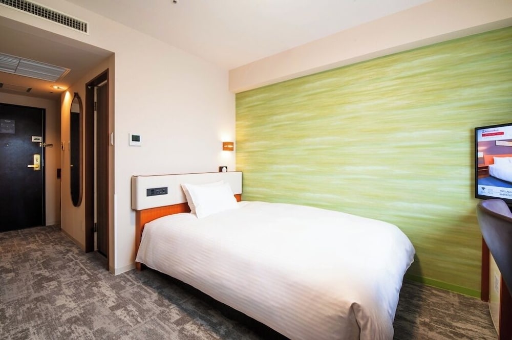 BASIC, DOUBLE BED, SMOKING